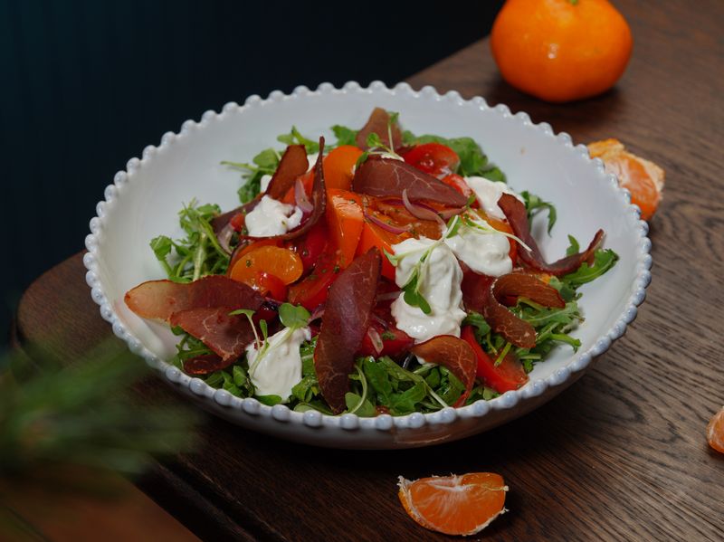 arugula prosciutto salad luce pizza